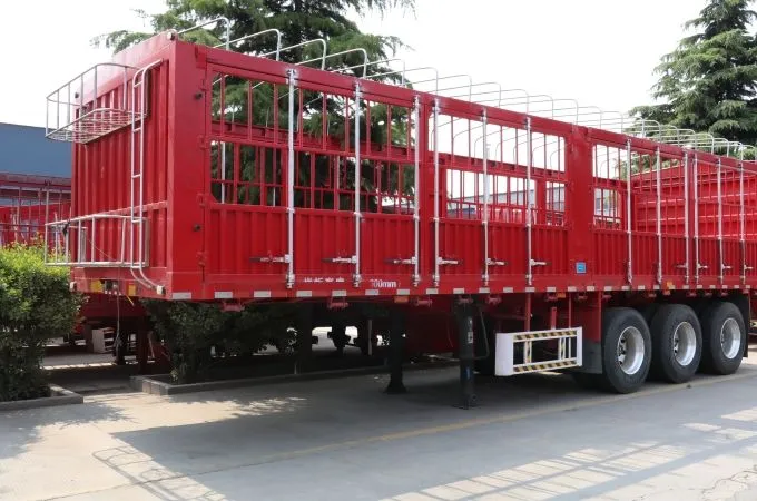 Drie-assige 40ft dieplader met zijwand